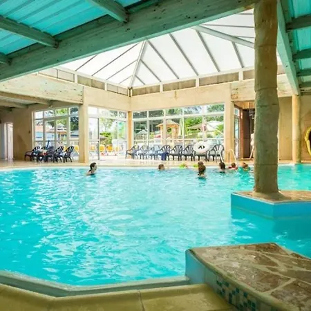 Holiday home Mobilhome 4 Etoiles - Piscine - Efcehi L'Ile-d'Olonne