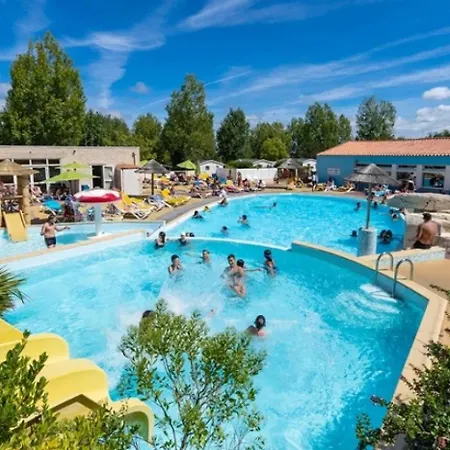 Holiday home Mobilhome 4 Etoiles - Piscine - Efcehi *